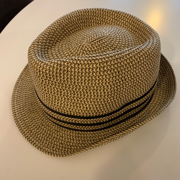SOLD: Barneys New York fedora - Picture 2 of 4
